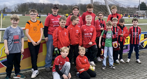 WIR: Der Ersten die Daumen gedrückt Hier eine Momentaufnahme einiger unserer Union-Youngster, die in Seppenrade unsere Erste unterstützten. 