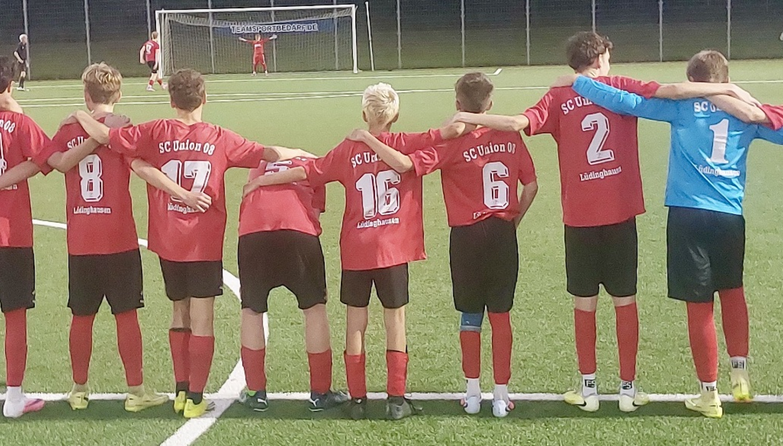 Was für ein Pokalabend! Mit einer tollen kämpferischen Leistung, großem Teamgeist und einer geschlossenen Mannschaftsleistung ziehen Union`s C-Junioren in die nächste Runde des Kreispokals ein
