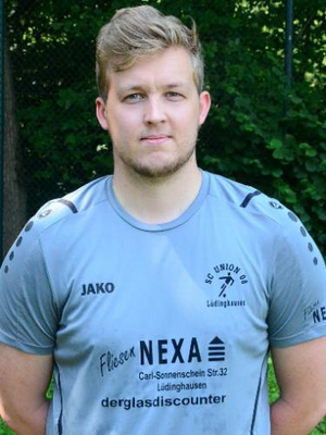 Keuthage hält FE von Ahrens (90.+5).