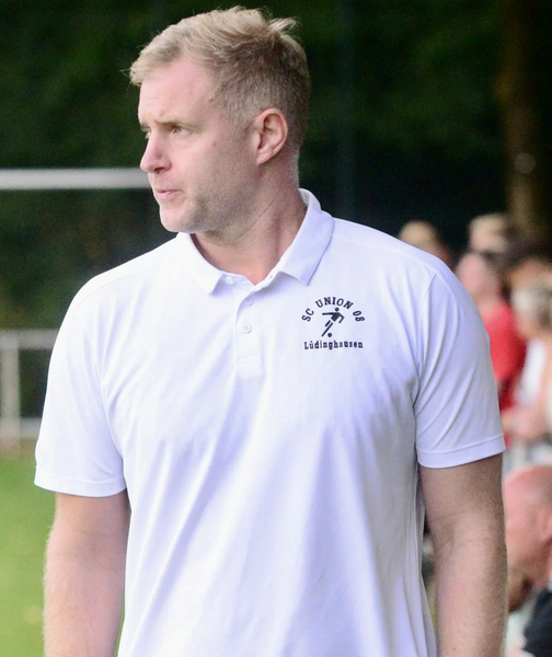 Coach Oli "Loge" Logermann 