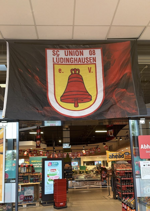 Stickerpakete & Fußballalbum am 05.09. Union-Fußball-Sammelalbum und Sticker REWE GAWDI KONRAD-ADENAUER-STR. 6 59348 LÜDINGHAUSEN 