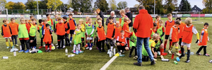 Kostenloses FörderKick - Turnier. Dank an den Nachwuchsförderverein Westfalen (NFV)! Spaß, Teamgeist und gemeinsames Kicken ... Was will man mehr bei herrlichem Herbstwetter ?! 