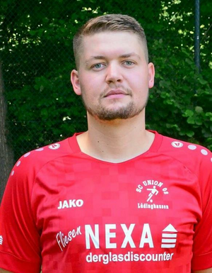 „Klar ist das bitter, aber es hilft ja nix. Müssen die Kollegen es halt ohne mich richten“ Nils Husken fällt lange aus. 