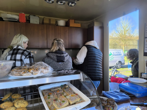 "Schock" am morgen. Stromversorgung ausgefallen.Fehler behoben und weiter ging der unermüdliche Einsatz unserer Eltern 