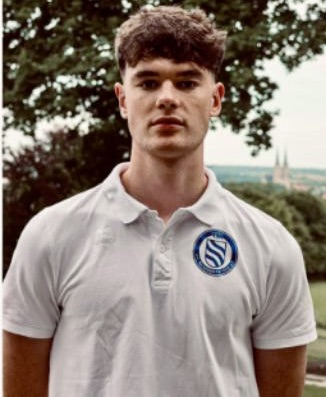 Auch sein Gegenüber Jonas Hoffmann hielt sein Team (Billerbeck) im Spiel